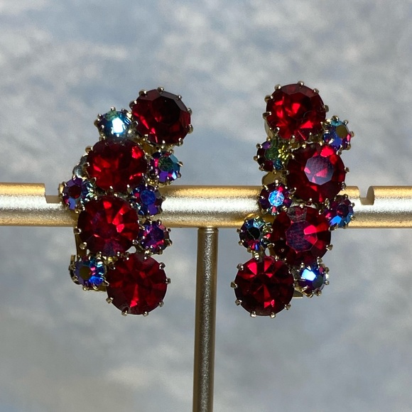 RARE Vintage Kramer New York Red Rhinestone AB Climbing Earring’s - Picture 1 of 8
